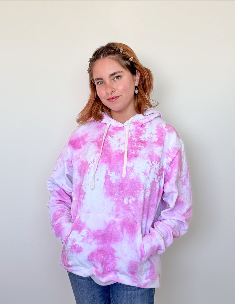 HELADO DE FRESAS CON CREMA HOODIE | Human